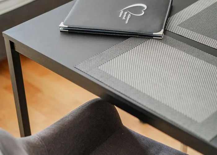 Διαμέρισμα Stylish Nest For 4 *
